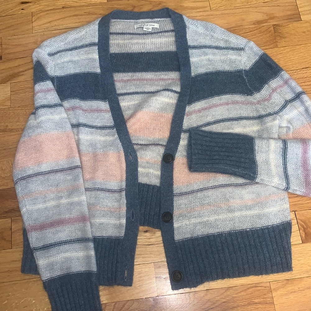 American Eagle Cardigan Size L